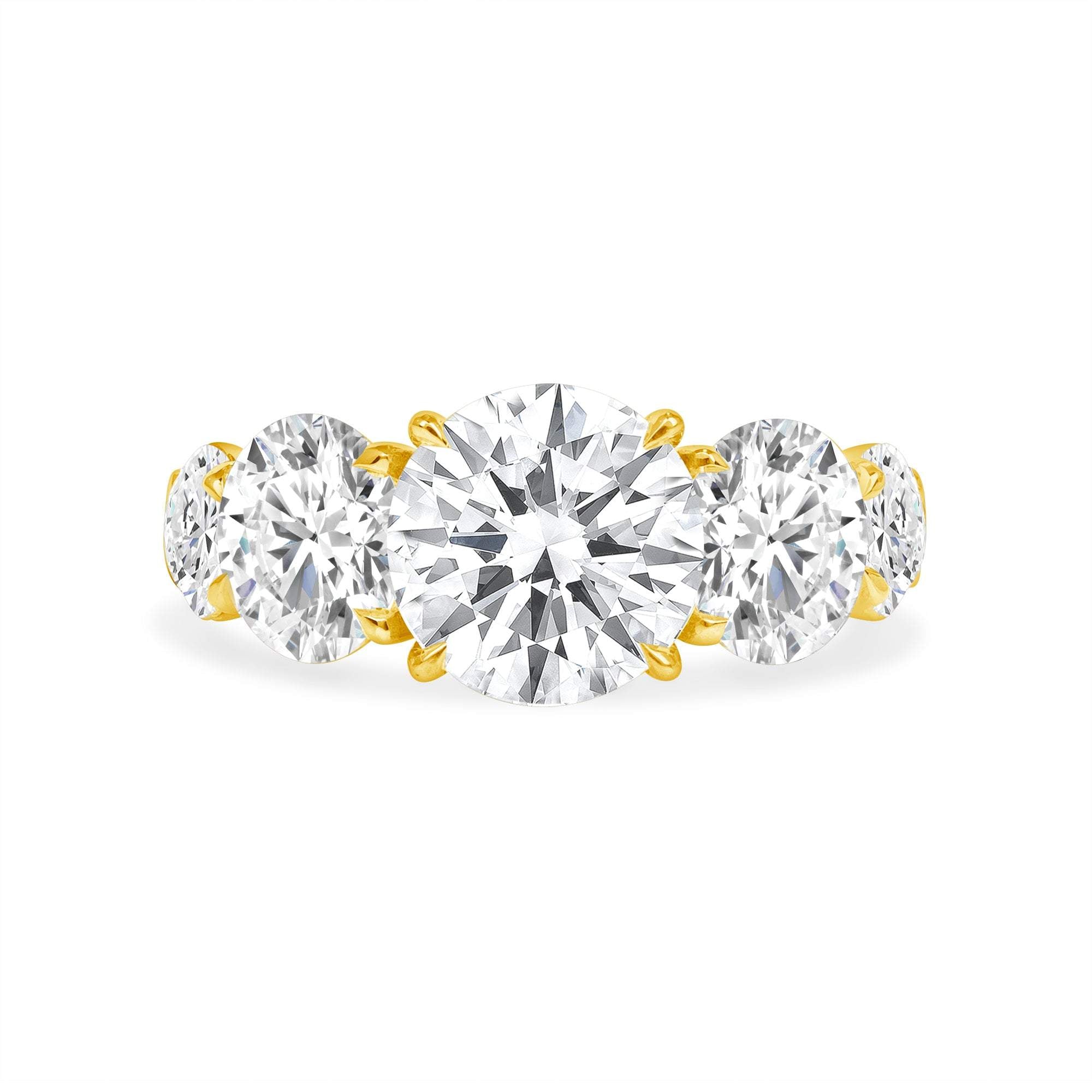 11 Stone Round Brilliant Cut Diamond Ring in 18k Yellow Gold Band