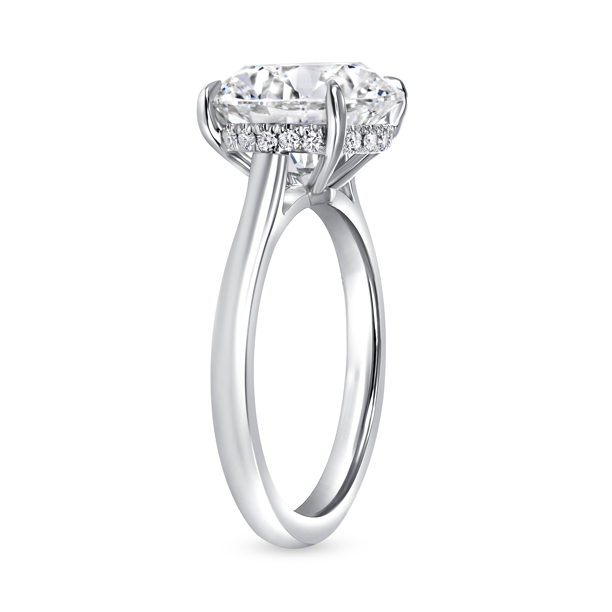 Round Brilliant Diamond Solitaire Ring in Platinum
