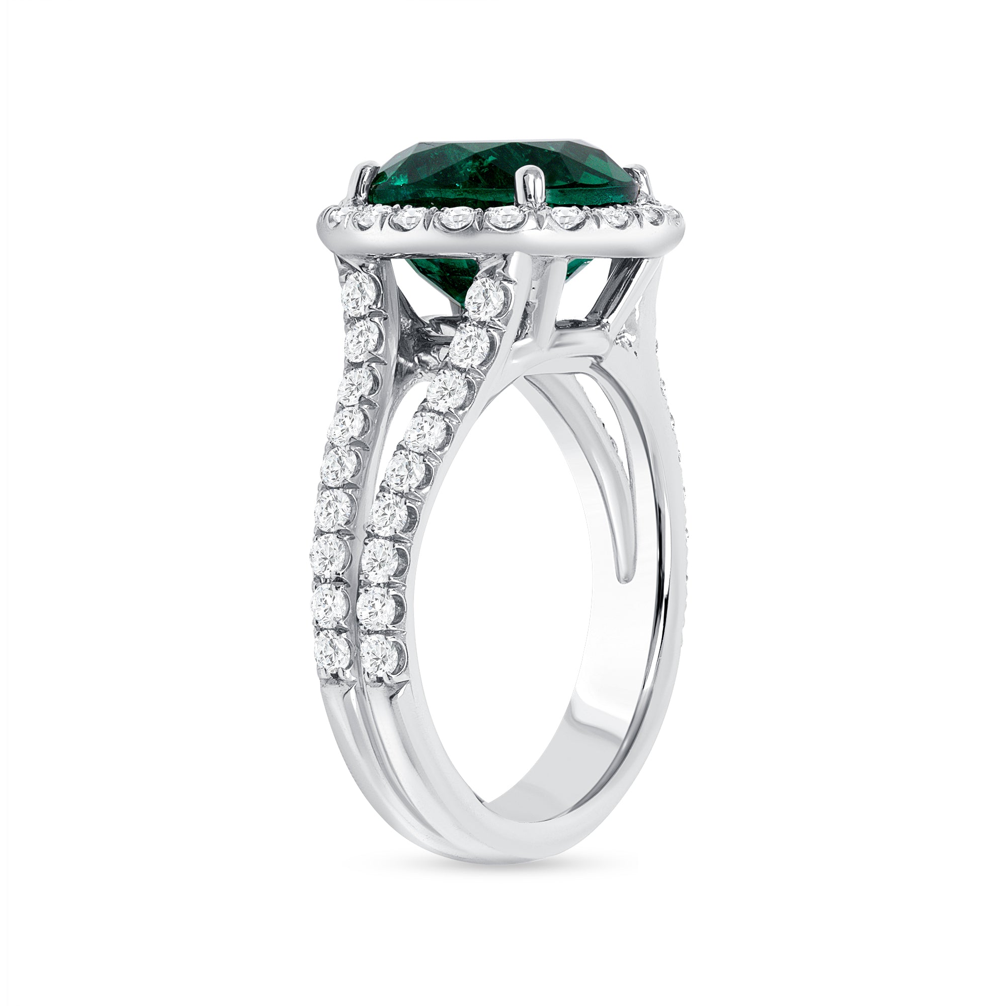 Round Green Emerald Diamond Halo Ring In Platinum