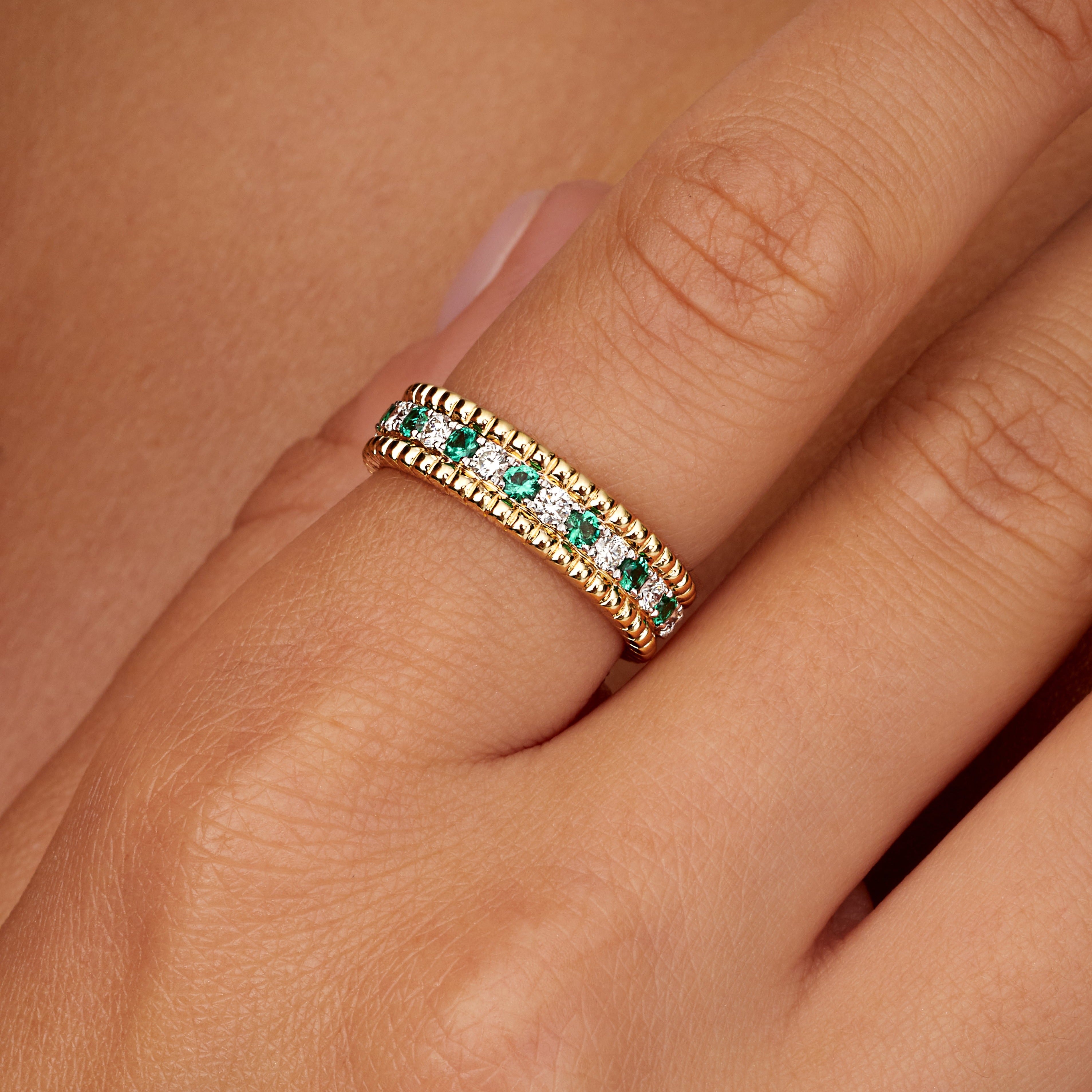 Alternating Round Brilliant Diamond and Emerald Band in 18K Yellow Gold