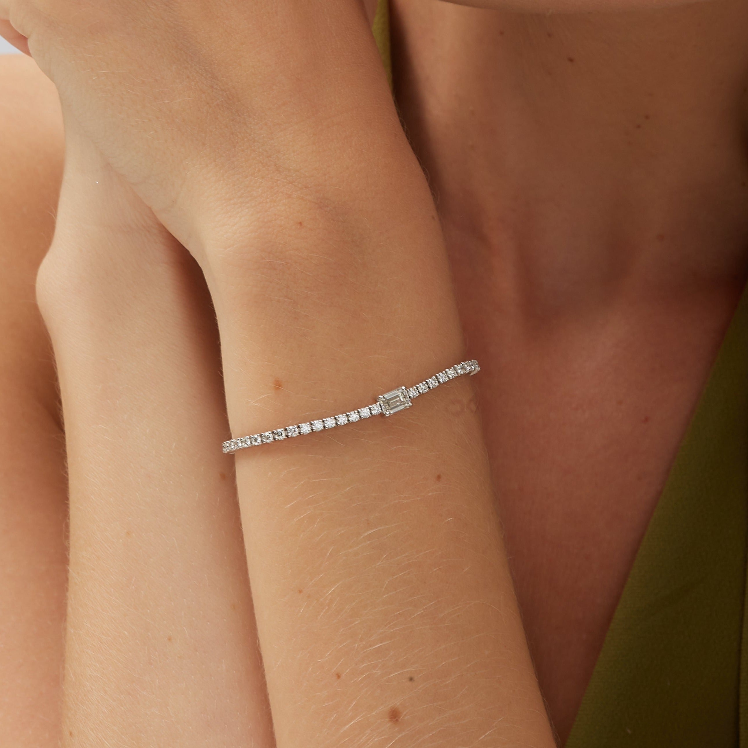 2.68ctw Emerald Cut Diamond Tennis Bracelet With Center Stone in 18K White Gold