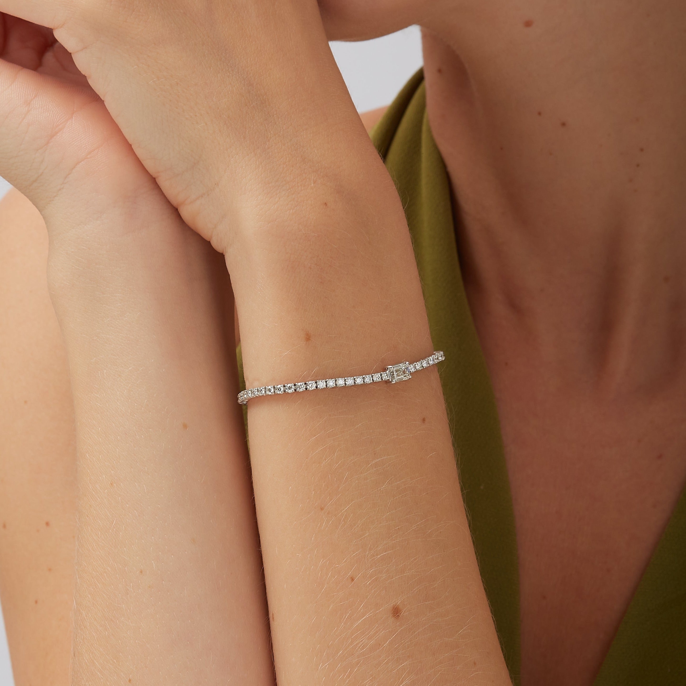 2.68ctw Emerald Cut Diamond Tennis Bracelet With Center Stone in 18K White Gold