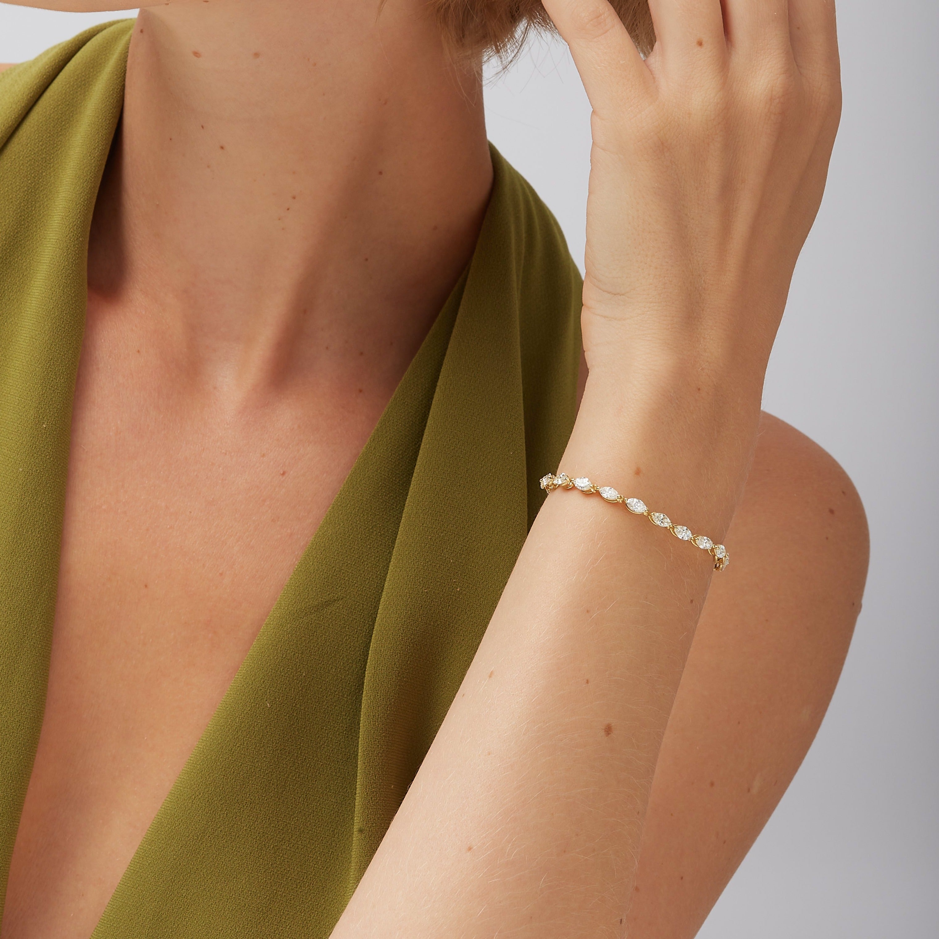5.00ctw Marquise Cut Diamond Tennis Bracelet in 18K Yellow Gold