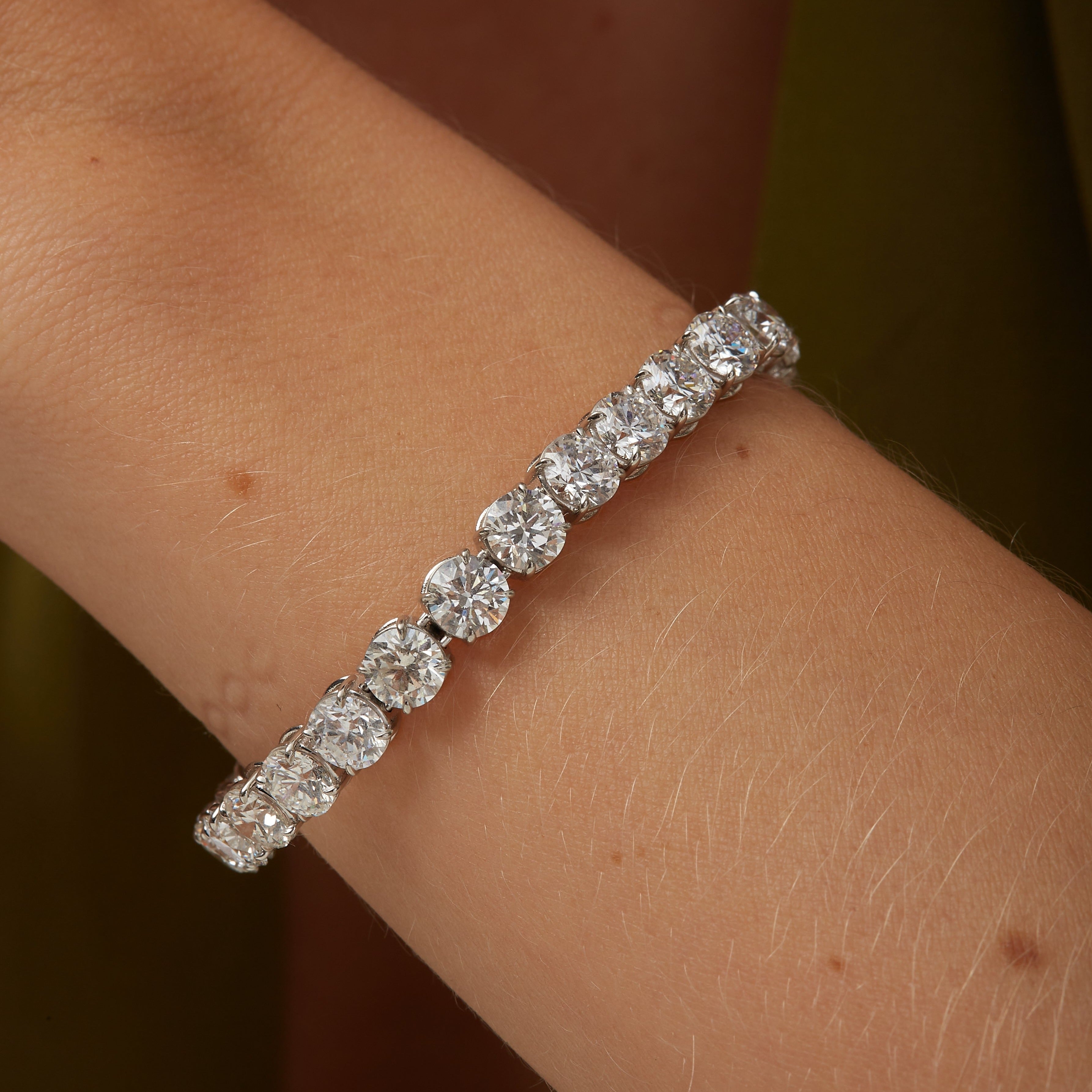 21.09ctw Round Brilliant Cut Diamond Tennis Bracelet in 18K White Gold, GIA-Certified