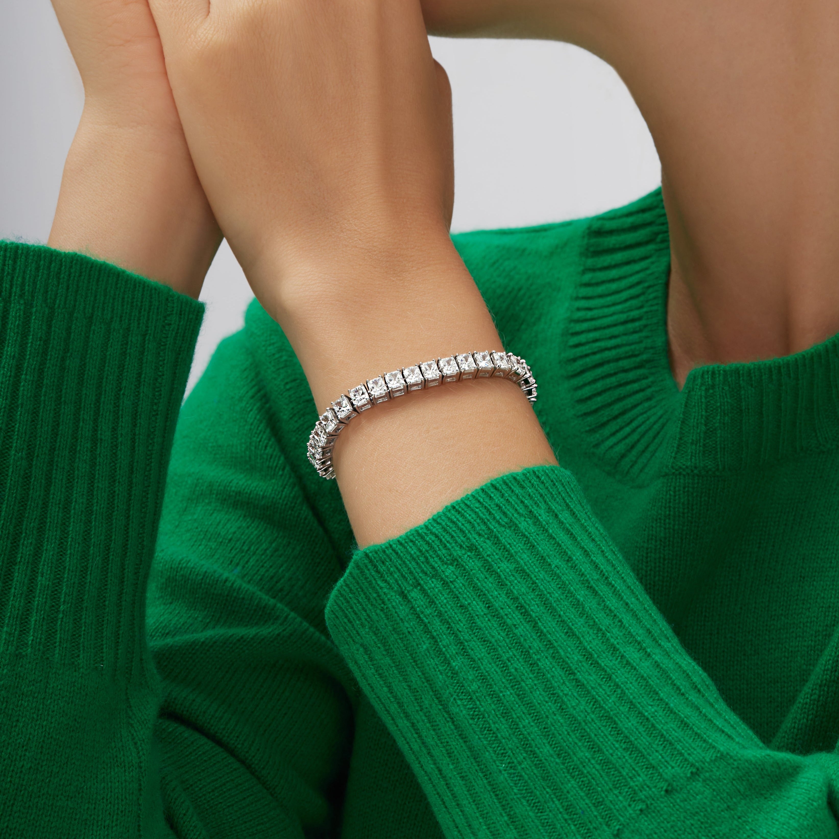 14.45ctw Radiant Cut Diamond Tennis Bracelet in Platinum