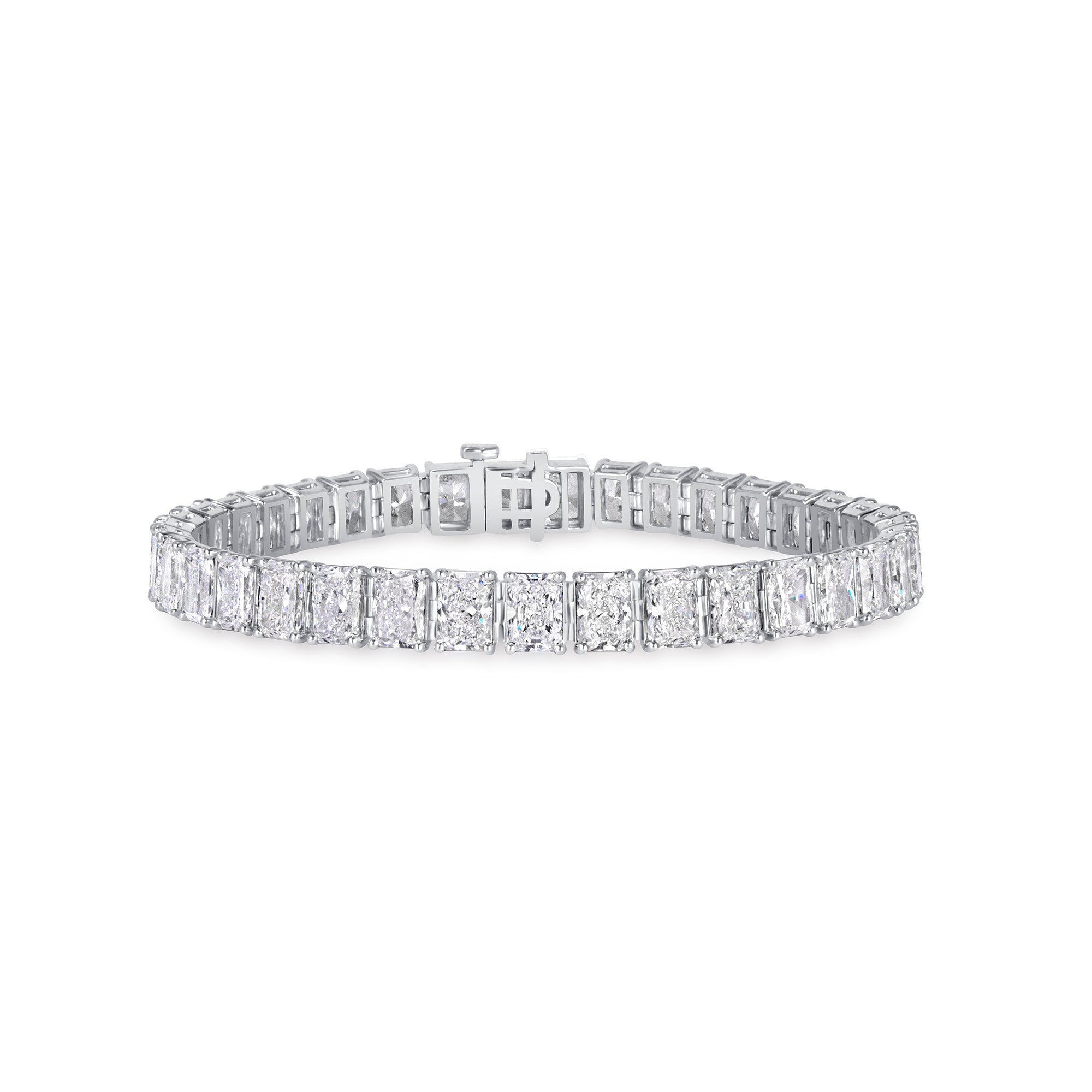 Radiant Cut Diamond Tennis Bracelet in Platinum