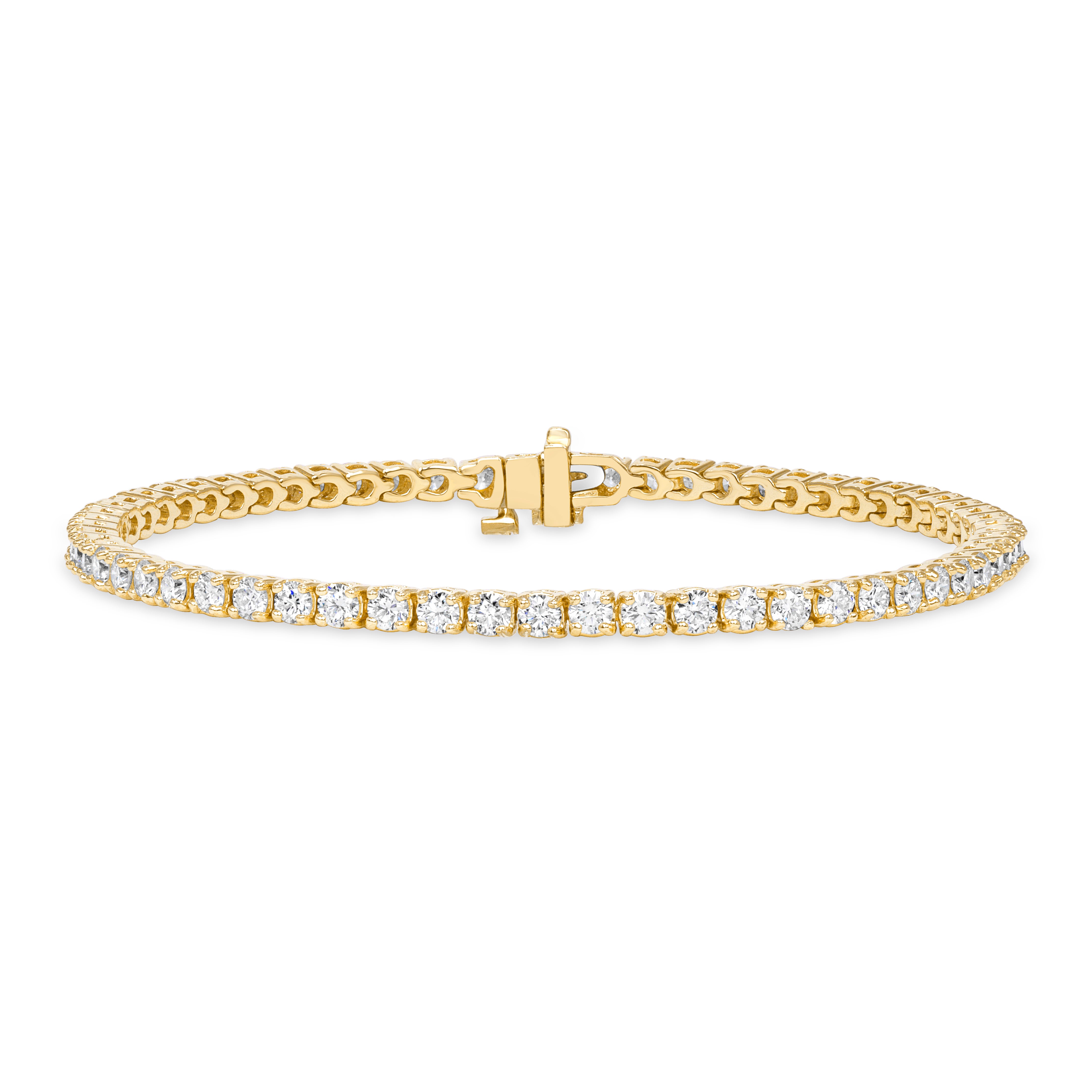 Round Cut Diamond Tennis Bracelet in Yellow Gold