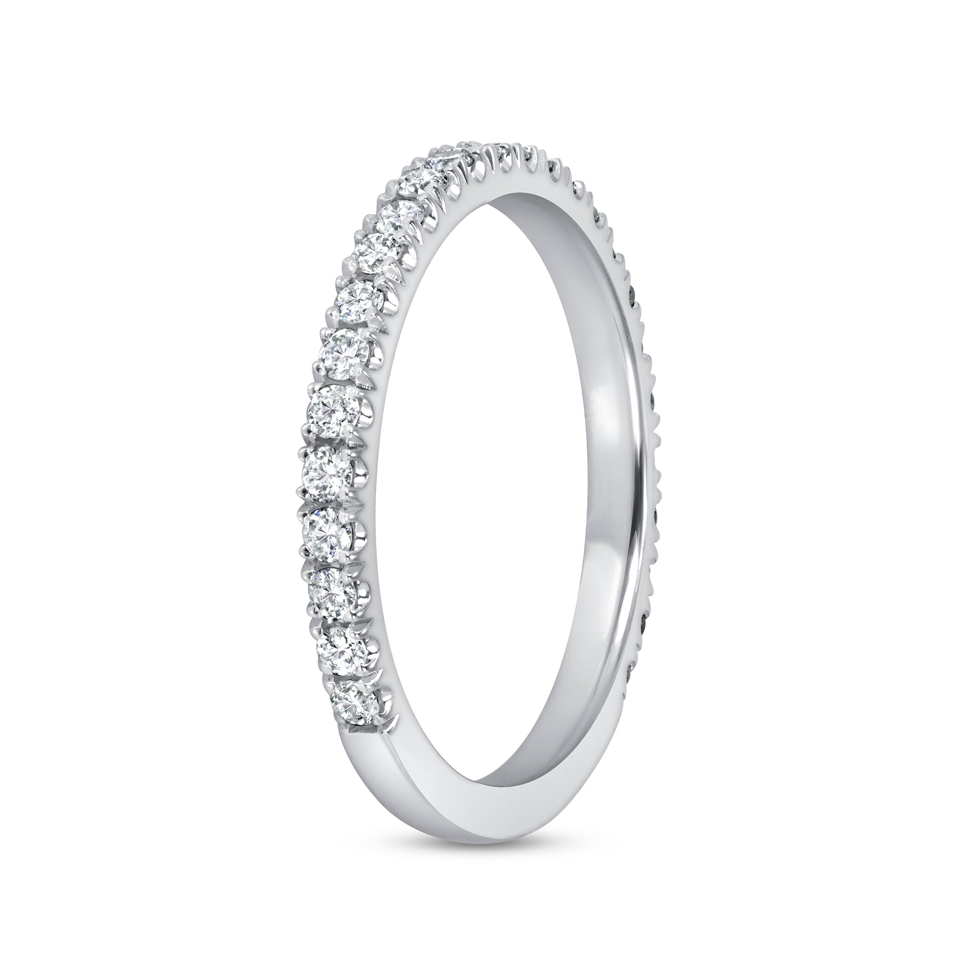 Round Brilliant Diamond Eternity Band in Platinum