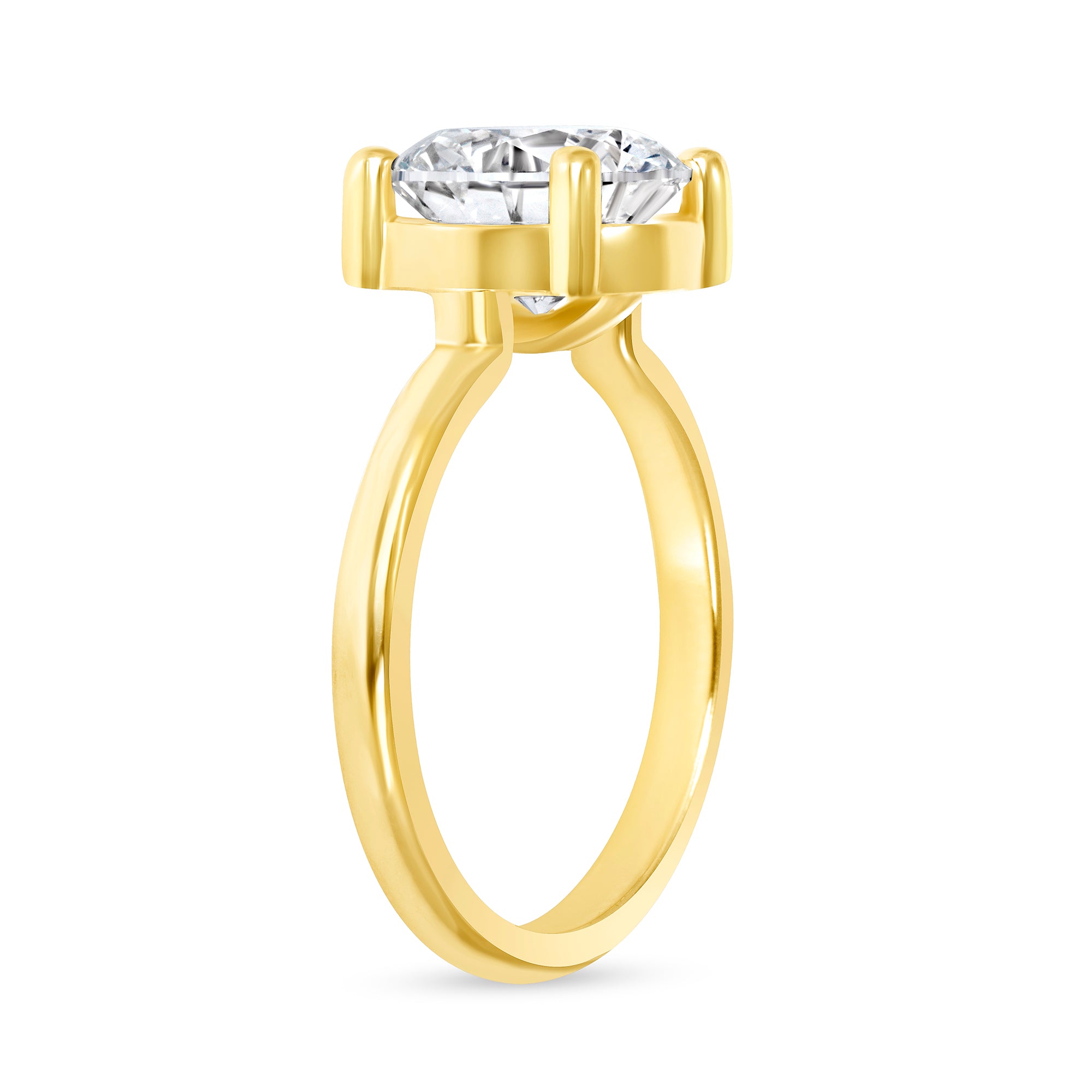 Round Brilliant Cut Diamond Solitaire Engagement Ring in 18K Yellow Gold