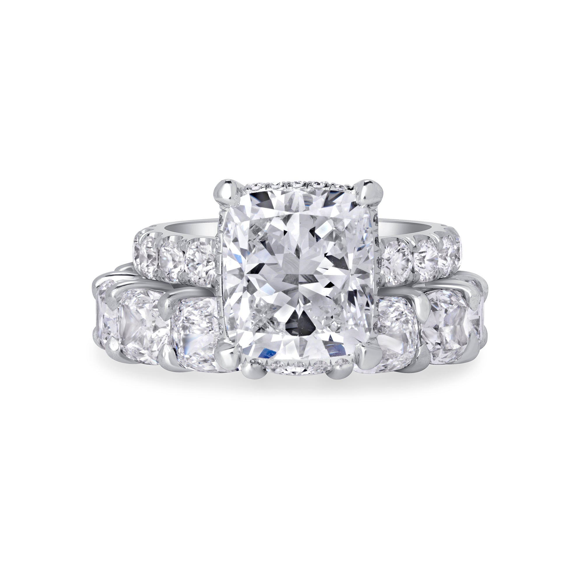 Cushion-Cut Diamond Bridal Set with Nine-Stone Band in Platinum