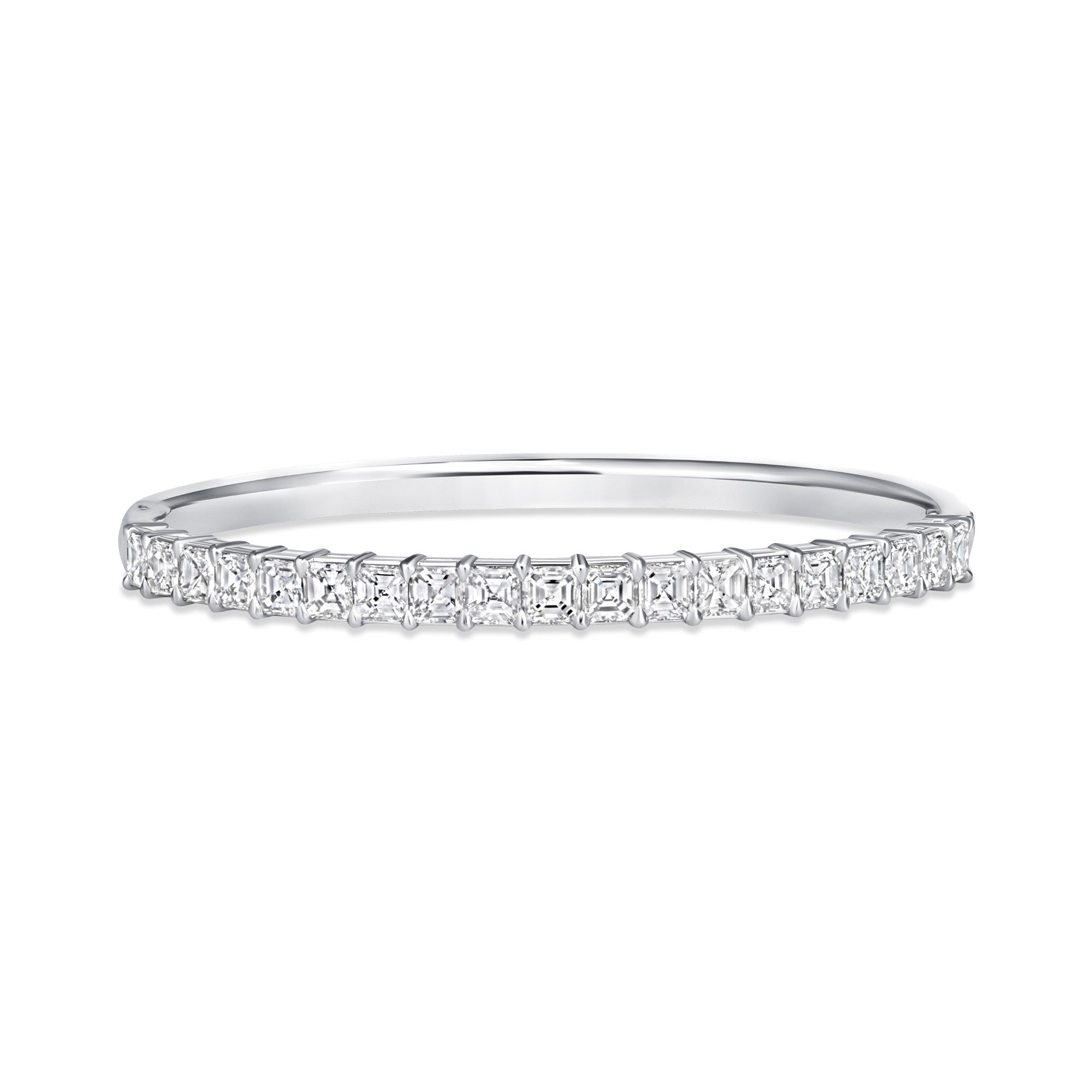 Round Cut Diamond Half Eternity Band in 18K White Gold
