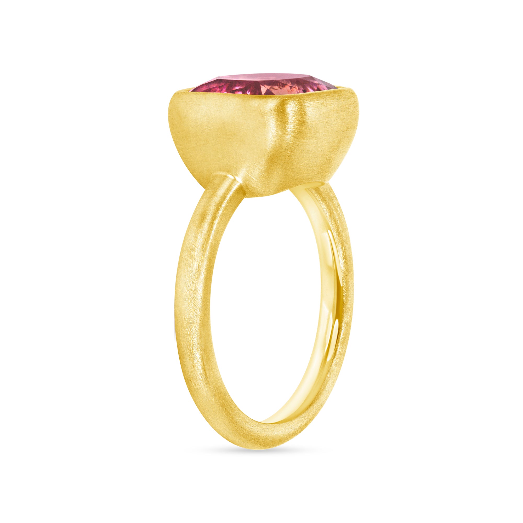 Cushion-Cut Pink Tourmaline Ring in 18K Yellow Gold