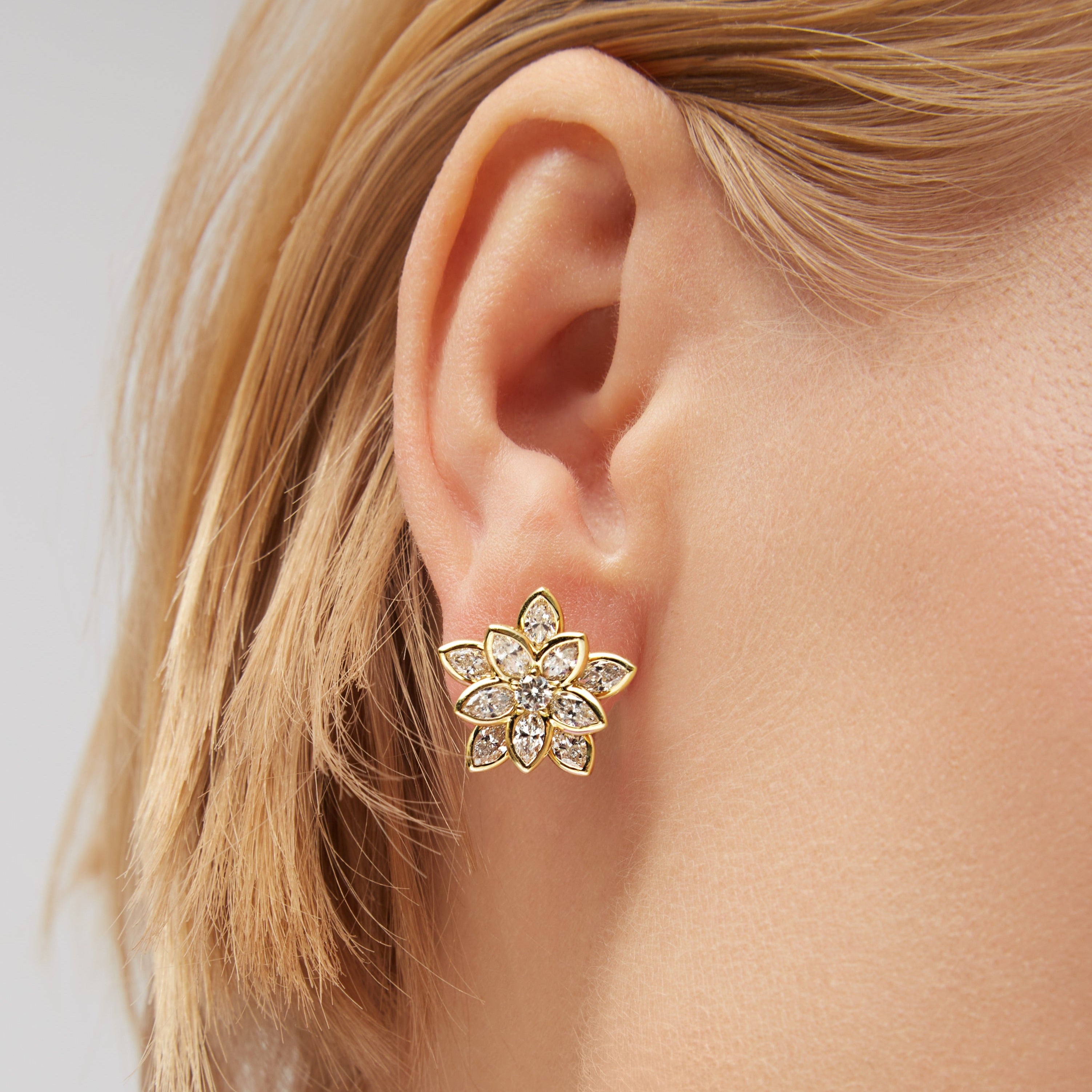Dimensional Flower Shape Marquise & Round Brilliant Diamond Stud Earrings in 18K Yellow Gold