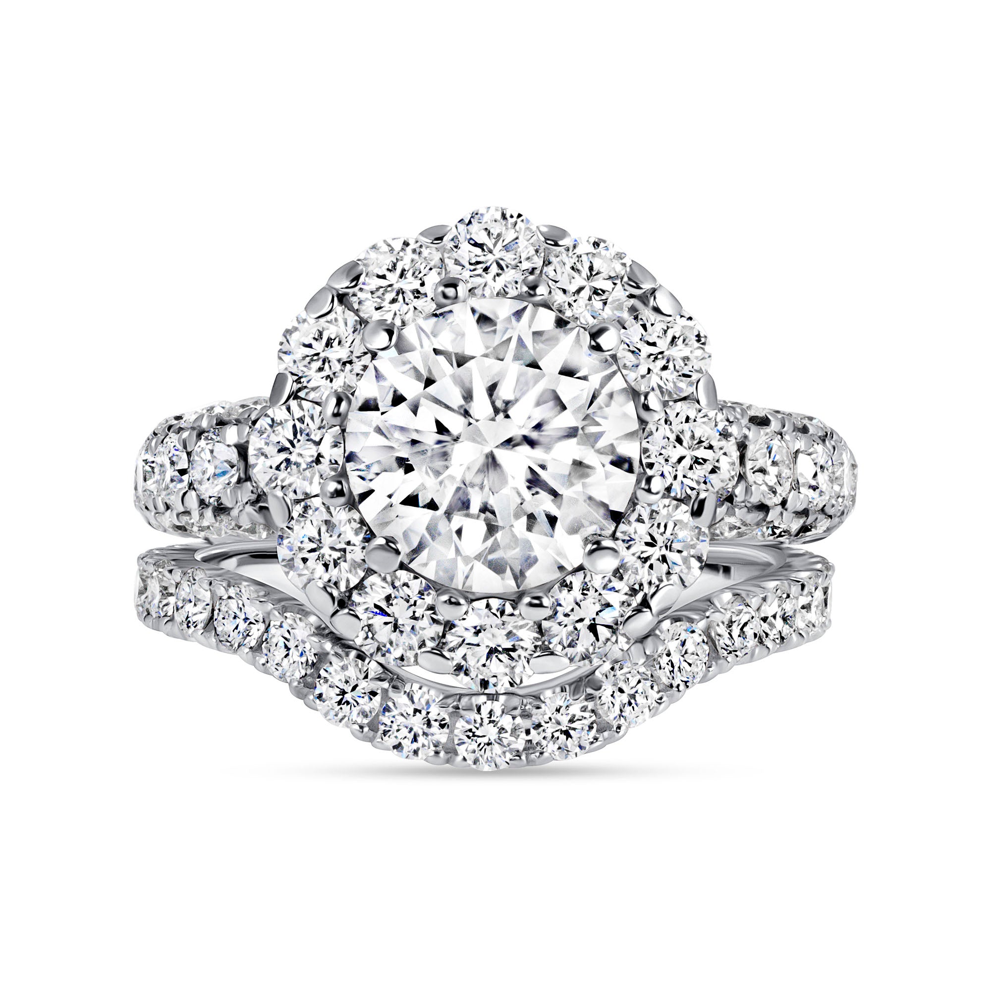 Round Brilliant Diamond Halo Bridal Set in Platinum